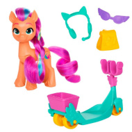 Mein kleines Pony: Erzähle deine Geschichte Roller-Sunny Starscout Pony-Figur - Hasbro