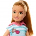 Barbie: Stacie zur Rettung - Hellbraunhaarige Puppe mit kleinem Hund - Mattel